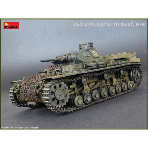 Збірна модель MiniArt Німецький танк Pz.Kpfw.III Ausf. D / B. (MA35213) фото 12