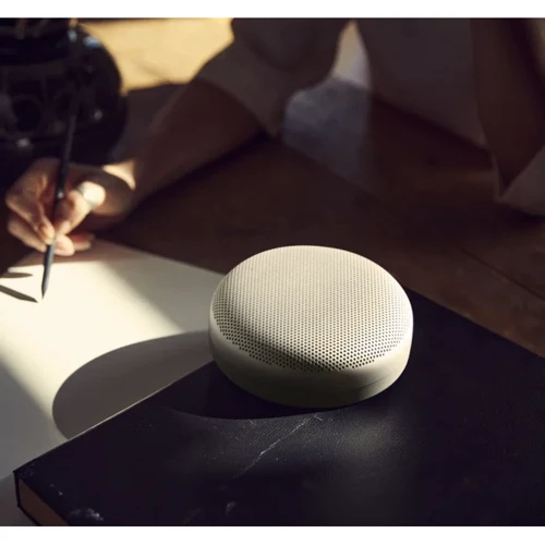 Акустика Bang & Olufsen Beosound A1 2nd Gen Grey Mist (1734001): Питание Li-ion аккумулятор