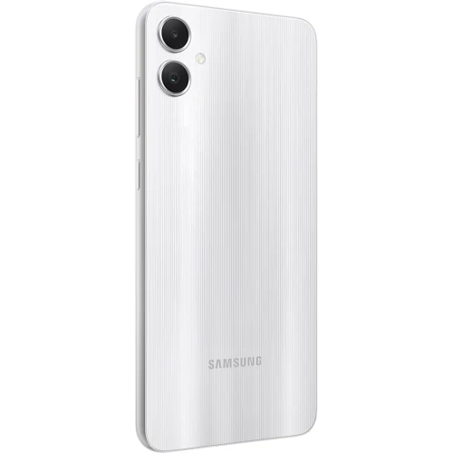 Смартфон Samsung Galaxy A05 6/128GB Silver A055F: Встроенная память 128 ГБ
