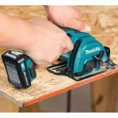Дискова пила Makita HS301DZ