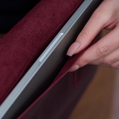 INCARNE Handmade Line Burgundy for MacBook Pro 13" фото 8