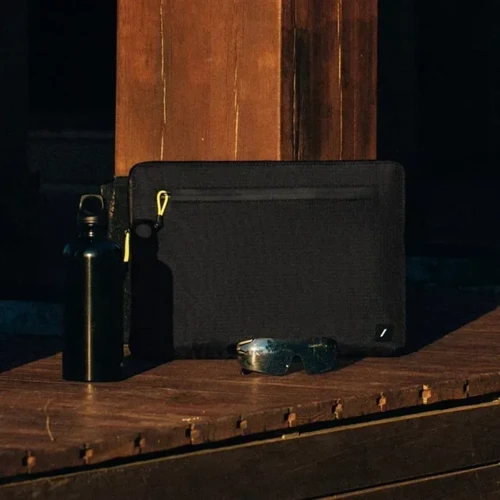 Native Union Ultralight Sleeve Case Sandstone (STOW-UT-MBS-SAN-13) для MacBook 13": Тип чохла чехол-папка