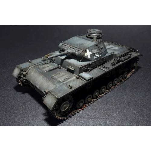 Сборная модель MiniArt Средний танк Pz.III Ausf D (MA35169) фото 5