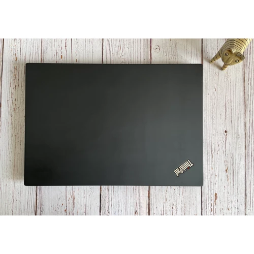 Lenovo ThinkPad T14 Gen 1 Approved Витринный образец: Причина уценки Как новый (витринный образец): ноутбук выглядит и функционирует как новый. Техника полностью протест