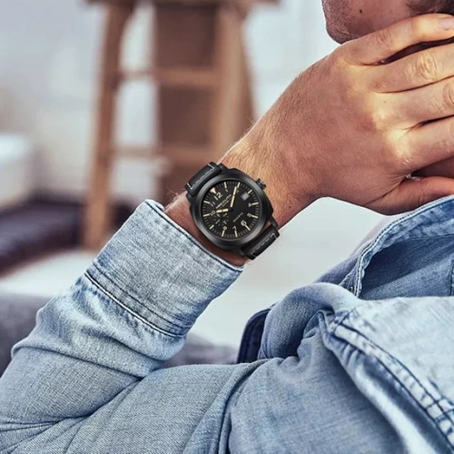 Наручний годинник MegaLith Panerai 7718: Функції Дата