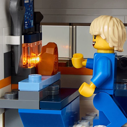 Конструктор LEGO City Лунная космическая станция (60227): Количество деталей, шт. 412