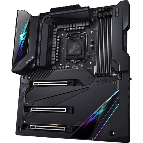 GIGABYTE Z590 AORUS XTREME: Разъемы на плате USB 2.0, M.2, SATA 3.0, USB 2.0, USB 3.2 Gen 1, USB 3.2 Gen 2