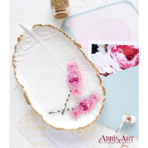 Abrisart ADH-005 Набор для вышивки бисером украшения для волос Конфетка