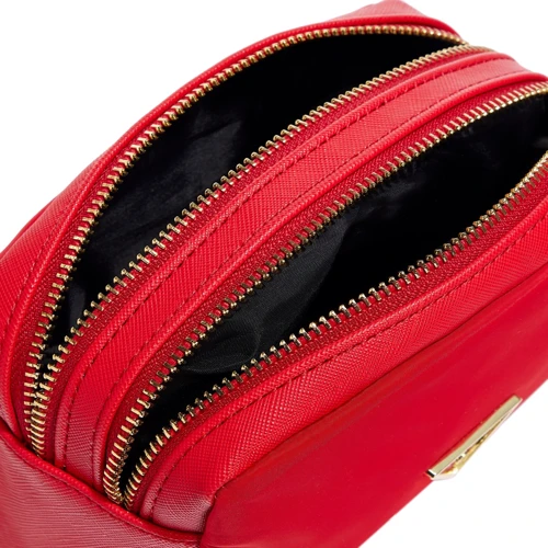 Женская косметичка Guess красная (PWDIDIP8308-RED): Страна производитель США