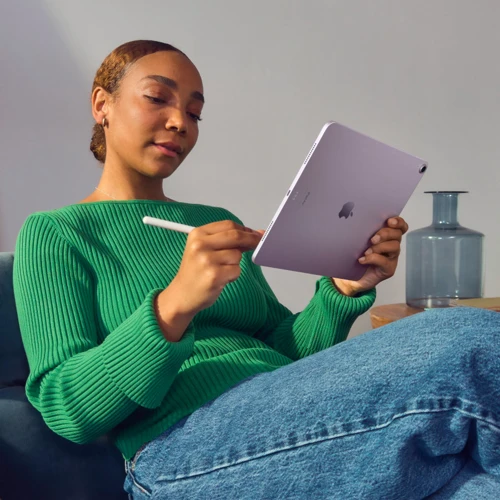 Планшет Apple iPad Air 13" 2024 Wi-Fi 512GB M2 Space Gray (MV2J3NF/A) UA: Процессор Apple M2 8‑ядерный процессор с 4 ядрами производительности и 4 ядрами эффективности