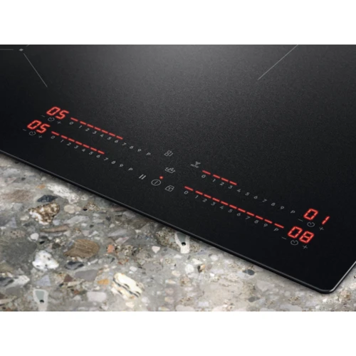Варильна поверхня Electrolux EIS62453
