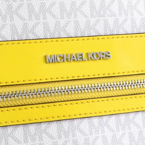 Женская сумка тоут Michael Kors светло-серая (MK0572W): Страна производитель США