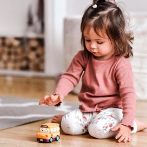 Машинка інерційна Battat серії Забавний автопарк - Автобус Шкільний