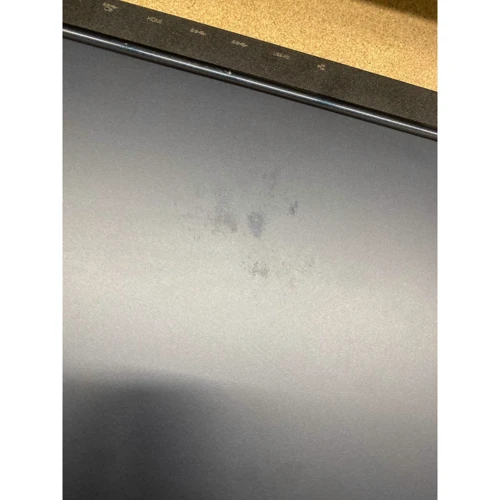 Lenovo Legion 5 15ACH6H (82JU00TKPB) (Ноутбуки) (79006543) Stylus approved: Причина уценки Потертости на верхней крышке