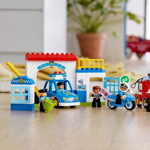 Конструктор LEGO DUPLO Полицейский участок (10902): Рекомендуемый возраст 2 - 5 лет