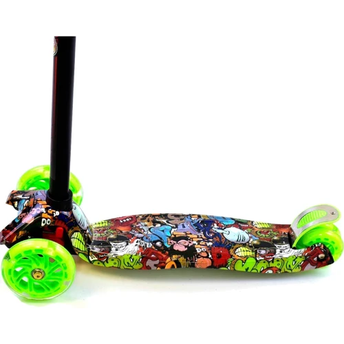 Самокат Best Scooter MAXI Графити Черно-зеленый (А 25470 /779-1325): Количество колес 3