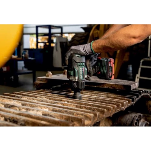Гайковерт Metabo SSW 18 LTX 1450 BL (602401850): Назначение профессиональный