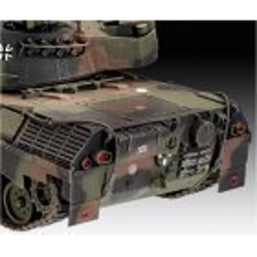 Сборная модель-копия Revell Танк Leopard 1A5 Уровень 4 (RVL-03320) фото 6