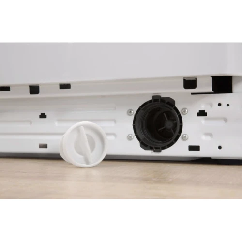 Стиральная машина Indesit BWSA 71253 W EU: Тип машины Автомат