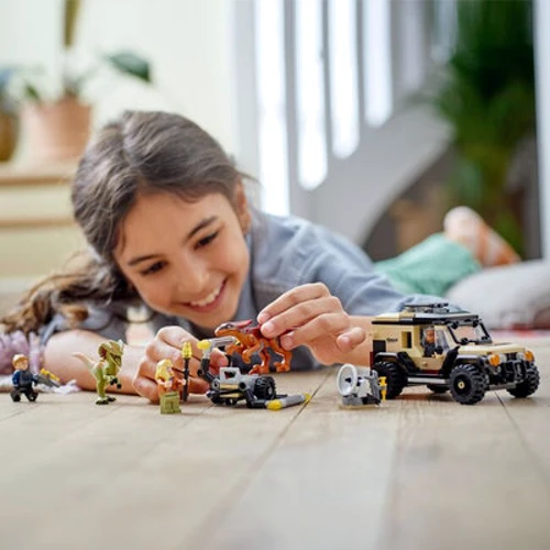 Конструктор LEGO Jurassic World Перевезення пірораптора та дилофозавру (76951) фото 6