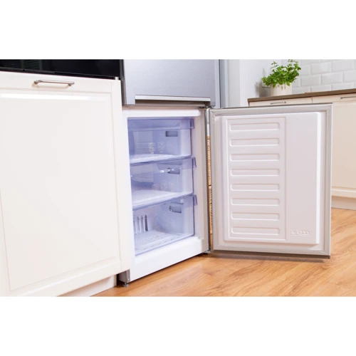 Холодильник Beko MCNA406E40ZXBN: Об'єм холодильної камери, л 253