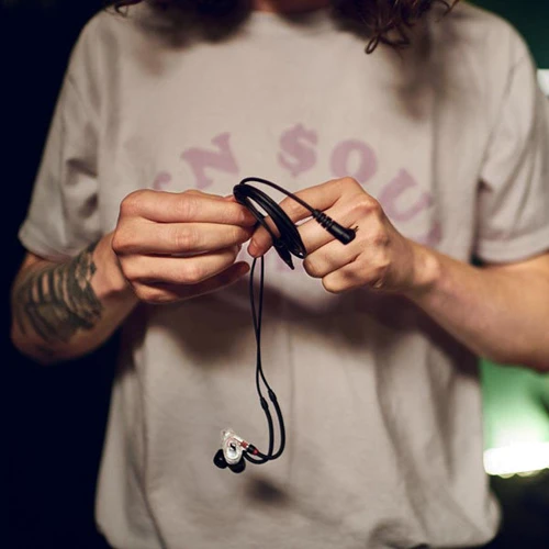 Навушники Sennheiser IE 100 PRO Wireless Clear: Тип конструкції вакуумні