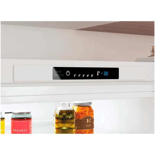 Холодильник Indesit INFC8 TI21W 0: Объем морозильной камеры, л 104