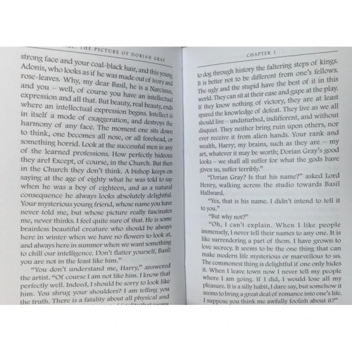 Oscar Wilde: The Picture of Dorian Gray: Количество страниц 320