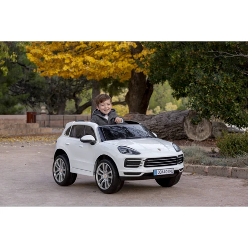 Электромобиль детский Porsche Cayenne белый, Injusa, от 3+ лет (719): Вид автомобиль
