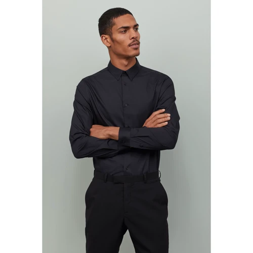 Рубашка H&M 4005314 48 черная с длинным рукавом