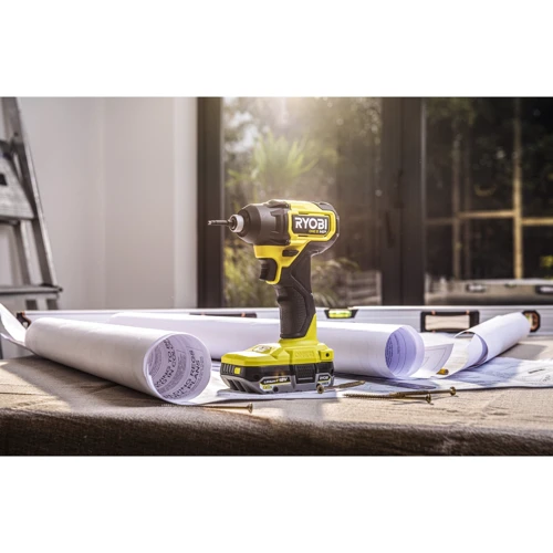 Винтоверт Ryobi ONE+ RID18C-0 (5133004938): Тип патрона под биты