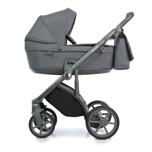 Универсальная коляска 2 в 1 Roan Bloom 9023-RB-27, Grey stripes, серый