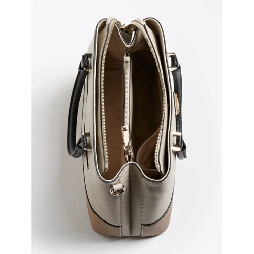 Женская сумка тоут Guess Cordelia Luxury Satchel бежевая (HWVG8130060-CML): Страна производитель США