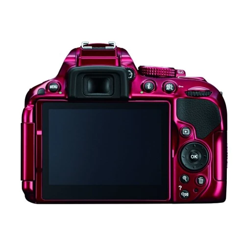 Nikon D5300 Kit (18-55mm) VR II Red: Оптический зум 16x