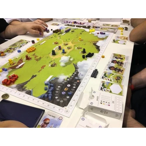 Чартерстоун (219188): Виробник Stonemaier Games