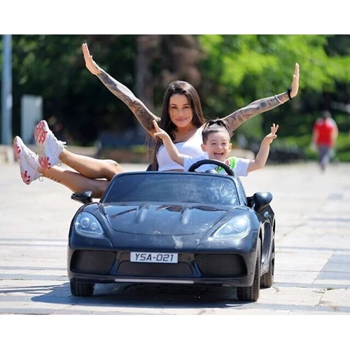 Електромобіль Kidsauto Двомісний Cayman 24V чорний лак (А021black): Рекомендований вік від 8 років і старше