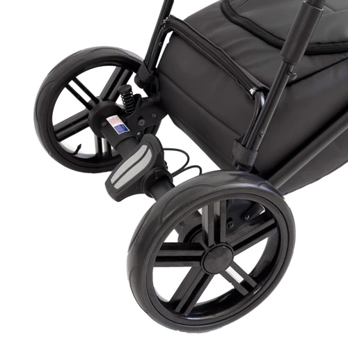 Универсальная коляска 2 в 1 Broco Miracle Black 9023-BMB-05, white, белый: Количество блоков 2