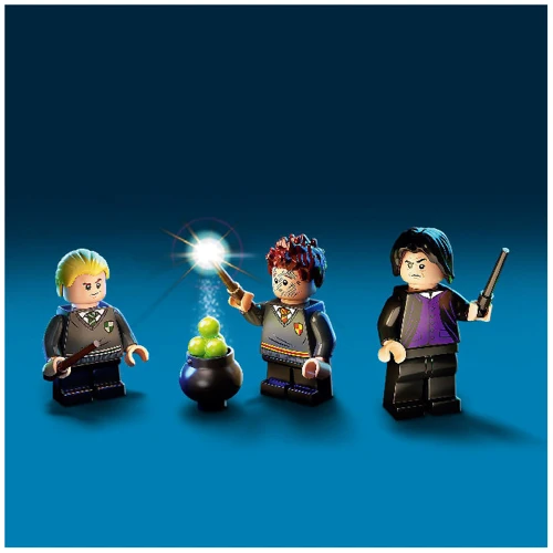 LEGO Harry Potter В Хогвартсе: урок зельеварения (76383) фото 3