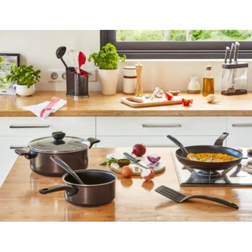 Сковорода Tefal Simply Clean Thermo-Spot 26см (B5670553): Материал корпуса Алюминий