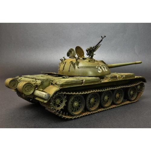 Сборная модель MiniArt Советский средний танк T-54A (MA37017) фото 8