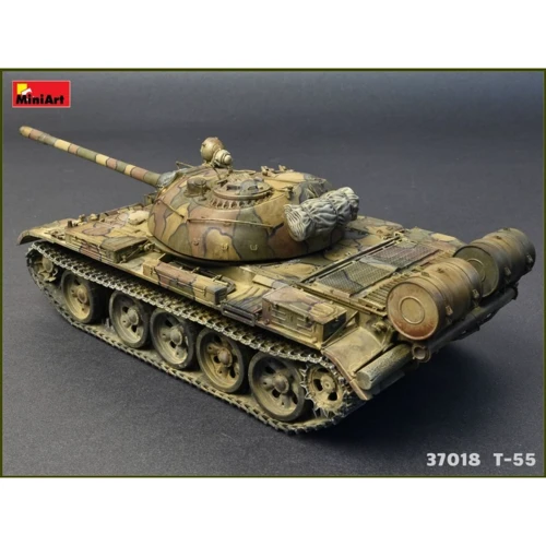 Сборная модель MiniArt Советский средний танк Т-55 образца 1963 г. с интерьером (MA37018) фото 18