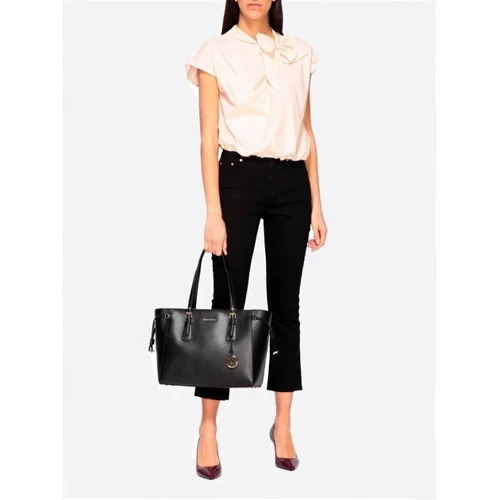 Женская сумка тоут Michael Kors VOYAGER MD MF TZ TOTE черная (30H7GV6T8L001): Тип Сумки