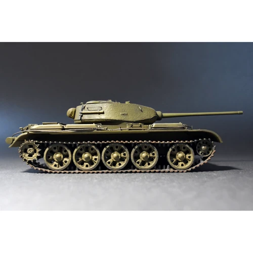 Сборная модель MiniArt Советский средний танк Т-44 M (MA37002) фото 27