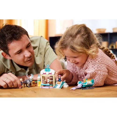 Конструктор LEGO Disney Princess Приключения Анны на санях 192 детали (43256) фото 10