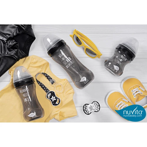 Пустушка Nuvita Air55 Cool симетрична з ковпачком 0m+ BABY STAR чорна (NV7065IB): Матеріал силикон