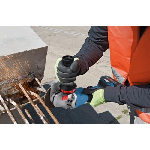 Болгарка (угловая шлифмашина) Bosch GWS 18v-15 PSC: Тип машины угловая