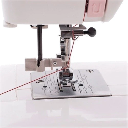 Швейна машина Janome 1820S: Габарити 340 x 440 x 225