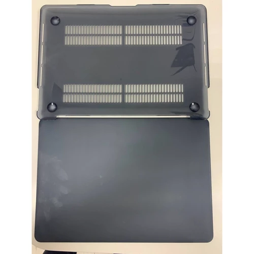 MyCase Soft Touch Matte Black for MacBook Pro 13" 2020 / Pro 13" 2020 M1 (Сумки / чехлы для MacBook)(78636706) фото 3