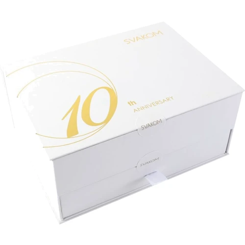 Подарочный набор Svakom Anniversary Box: вакуумный стимулятор, ленты, маска, лубрикант, спрей