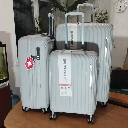 Чемодан Swissbrand Narberth (M) Grey (SWB_LHNAR801M): Страна производитель Китай